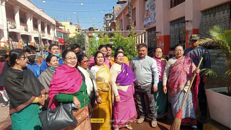 ima market, women vendors, cleanliness drive